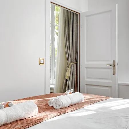 Apartment Michel Ange, Charme Au Coeur Du 16eme Arr *